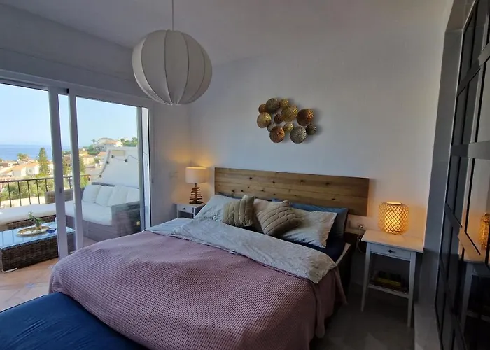 Vakantiehuis Stilfullt Naera Pool Och Strand. Nerja