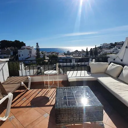 Stilfullt Naera Pool Och Strand. Будинок відпочинку Нерха